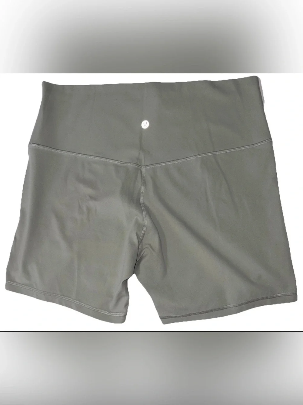 NWT LULULEMON SIZE 14 ALIGN HIGH RISE 6” SHORT AUTHENTIC FOG GREEN RETAIL $64